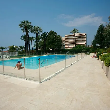 Apartment Le Tamaris - Terrasse Vue Sur - Piscine, Tennis & Jardin Antibes
